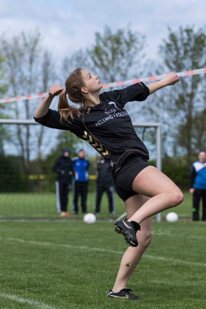 Bild 75 - Faustball Frauen Wiemersdorf